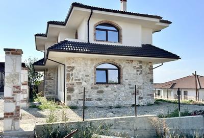 Casa individuala, 150 mp, 4 camere, 4 bai, teren 450 mp, Dezmir - 3