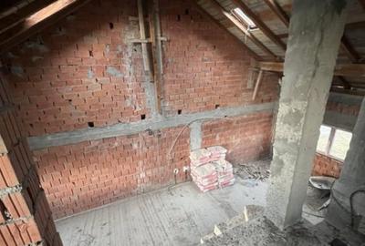 Casa P+M, 160 mp utili, teren 420 mp, zona Pielesti Casa P+M, 160 mp utili, teren 420 mp, zona Pielesti - 3