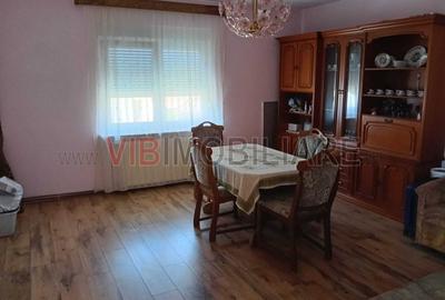 Casă cu 4 camere cu Teren 350 Mp în Crișan - 11