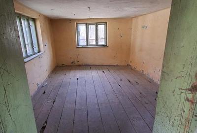 Casă cu 4 camere cu Teren 3000 Mp în Central - 4