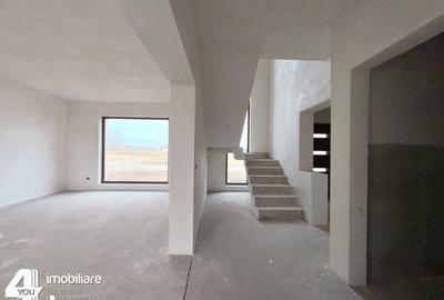 Casă cu 4 camere cu Teren 500 Mp în Central - 16