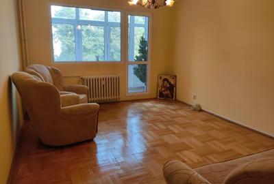 Obregia - Racovita, Aliorului, bloc D - 5
