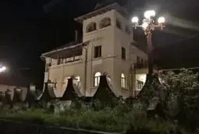 Conac de vanzare - 2