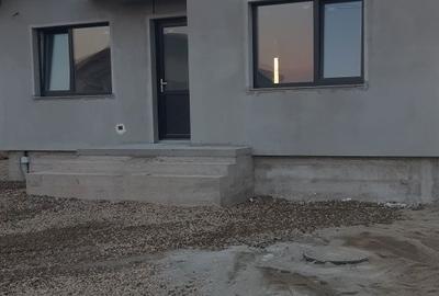 Casă cu 3 camere în Central - 2