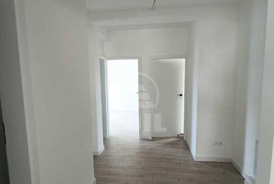 Casă cu 5 camere cu Teren 300 Mp în Florești - 1