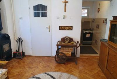 Casă cu 4 camere în Central - 7