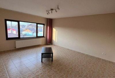 Casă cu 7 camere cu Teren 300 Mp în Găneasa - 2