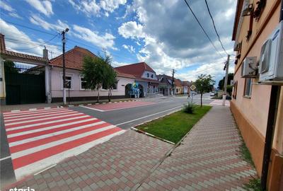 Spațiu comercial, de 75 mp, în IAR - 18