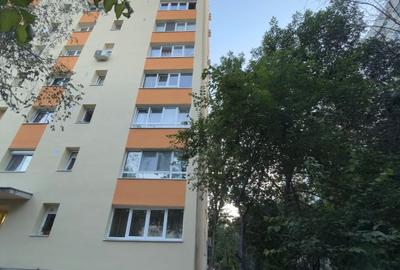 Apartament cu 2 camere decomandat, mobilat în Titan - 14