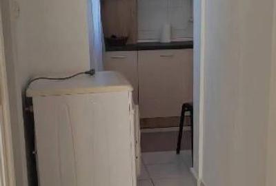 Apartament cu 2 camere,decomandat - zona Calea Bucuresti - 3