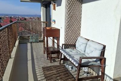 Apartament cu 3 camere decomandat în Orizont - 3