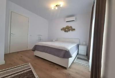 Apartament cu 2 camere decomandat, mobilat în Regie - 17