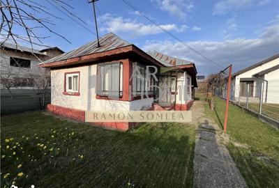 Casă cu 3 camere cu Teren 472 Mp în Păulești - 2