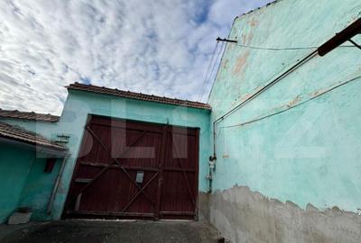 Casa saseasca, 3 camere, 700 mp teren, Sebe? - 1