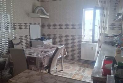 Apartament cu 2 camere decomandat în Malu Roșu - 7
