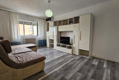 Garsonieră decomandată, mobilată în Metalurgie - 1