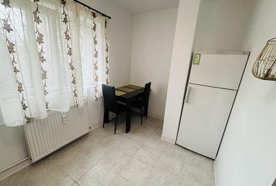 Garsonieră decomandată în 13 Septembrie - 1