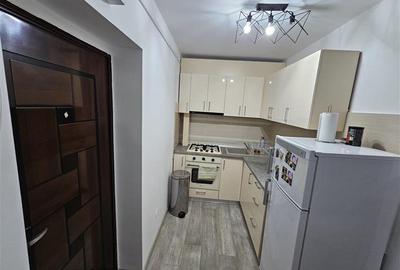 Apartament cu 2 camere decomandat în Exterior Sud - 9