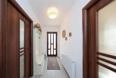 Vila cocheta, facilitati valoroase, strada asfaltata, intimitate: Tur LIVE! Vila cocheta, facilitati valoroase, strada asfaltata, intimitate: Tur LIVE! - 6