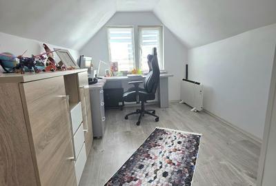 Casă cu 4 camere cu Teren 280 Mp în Chercea - 5