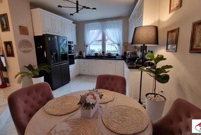 Casa moderna zona Functionarilor cu curte si garaj - 2