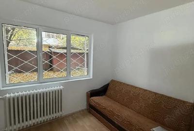 Apartament cu 2 camere semidecomandat în Podu Roș - 2