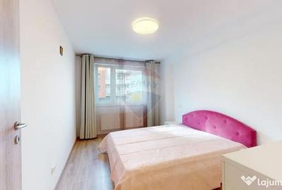 Apartament cu 3 camere decomandat în 13 Decembrie - 4