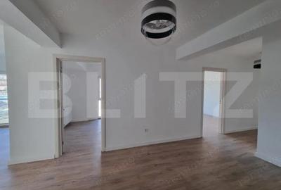 Apartament cu 3 camere semidecomandat în Central - 2