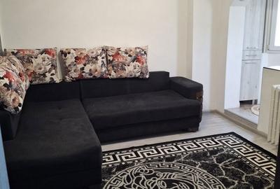 Apartament cu 2 camere decomandat în Vitan