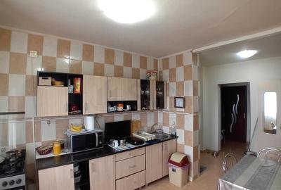 Apartament spatios cu 3 camere decomandat langa Bucuresti... Apartament spatios cu 3 camere decomandat langa Bucuresti... - 4