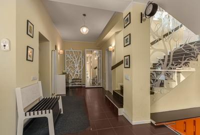 Otopeni - str Campului - Vila 4 camere+birou, curte generoasa - 20