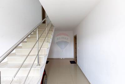 Apartament cu 3 camere decomandat în Gherăiești - 9
