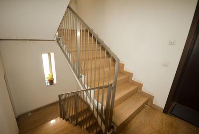 Apartament cu 4 camere decomandat în 13 Septembrie - 7