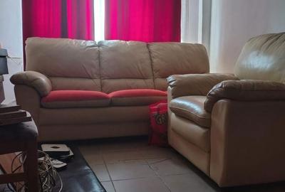 Apartament cu 4 camere semidecomandat în Militari - 1