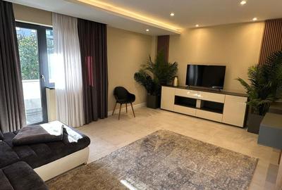 Apartament cu doua camere in zona Palazu Mare mobiliat /utilat nou - 2