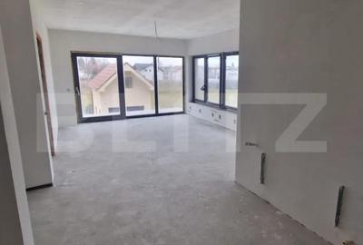Casă cu 6 camere cu Teren 900 Mp în Central
