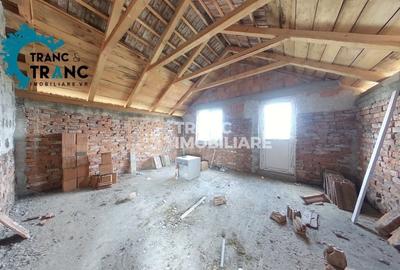 Casă individuală cu 4 camere cu Canalizare în Zăbrani - 10