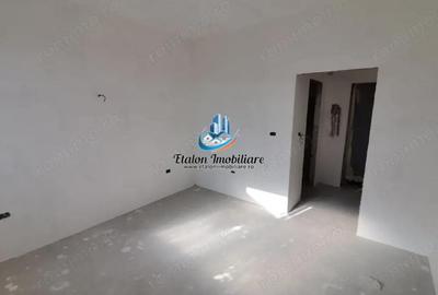 Apartament cu 3 camere semidecomandat în Central - 6