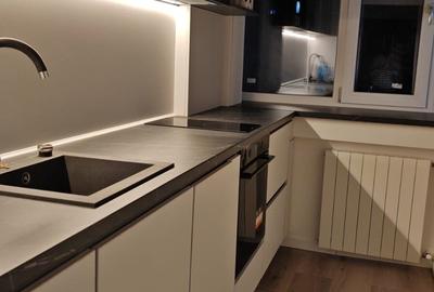 Apartament cu 2 camere semidecomandat, mobilat în Ultracentral