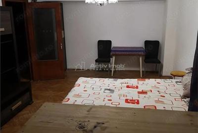 Apartament cu 2 camere decomandat în Rovine