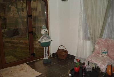 Apartament cu 3 camere decomandat în Șoimuș - 2