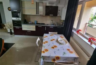 Apartament cu 3 camere decomandat în Drumul Taberei - 4
