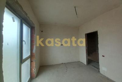 Duplex cu 4 camere cu Canalizare în Sud-Est - 8