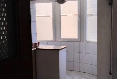 Garsonieră decomandată, mobilată în Decebal - 9