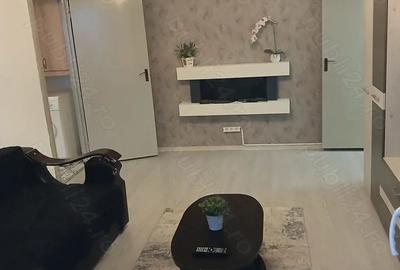 Apartament cu 2 camere semidecomandat în Noua