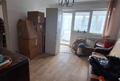 Apartament cu 2 camere semidecomandat în Drumul Taberei - 1
