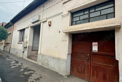 Casă cu 2 camere cu Teren 112 Mp în Semicentral - 1