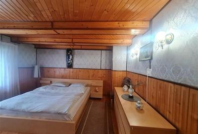 Aria Bran,  Proprietate cu teren de 725 mp, la strada principala - 8
