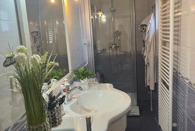 Casă cu 4 camere cu Teren 1550 Mp în Central - 4