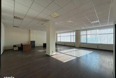 Spațiu comercial, de 126 mp, în Central - 13